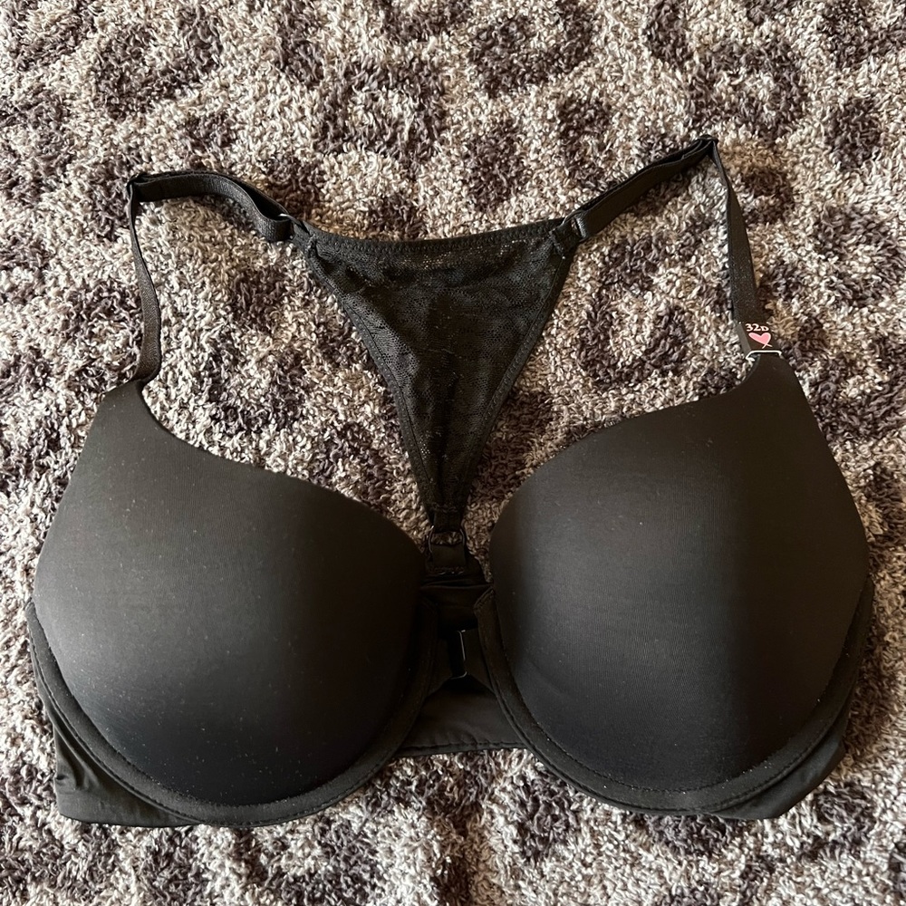 Victoria’s Secret NWT black t shirt full coverage racer back bra